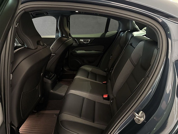 Volvo S60 6 of 11