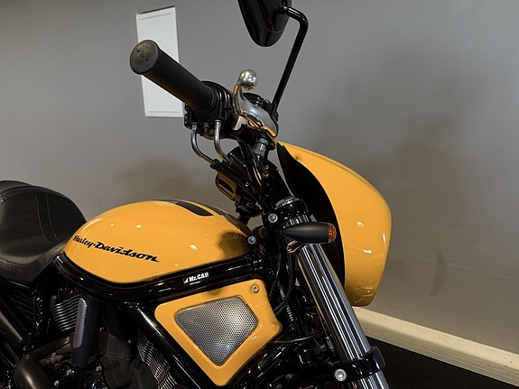 Harley-Davidson VRSCDX Night Rod Special 1.3 Låga mil Vance & Hines LED Mr Cap 20 of 23