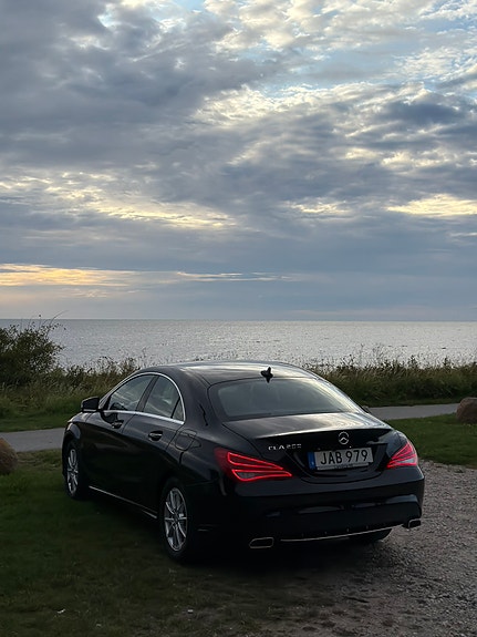 Mercedes-Benz CLA200 3 of 15