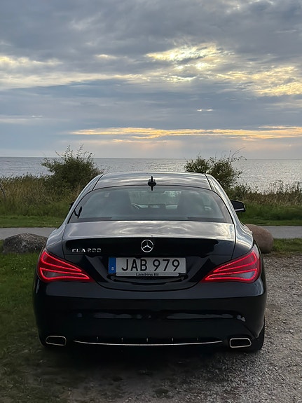 Mercedes-Benz CLA200 5 of 15