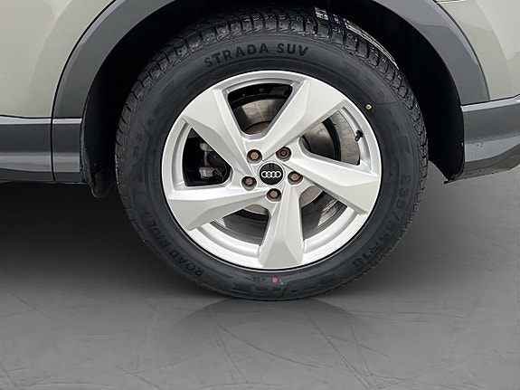 Audi Q3 24 of 26