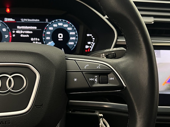 Audi Q3 19 of 26