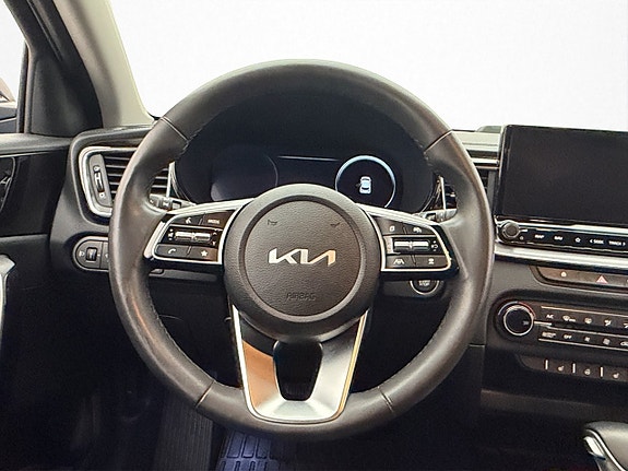 Kia XCeed 12 of 30