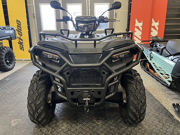 Polaris Sportsman 570 EPS Black edition X-tra utrustad 5 of 9