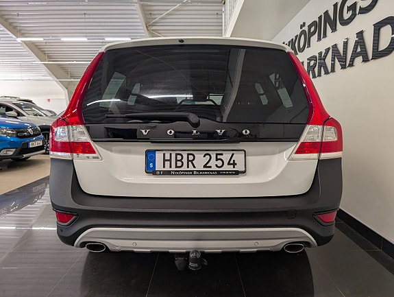 Volvo XC70 4 of 19