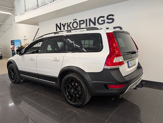 Volvo XC70 3 of 19