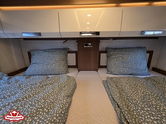 Bürstner I Elegance 910 *AC-bodel *Skinnklädsel *Ugn 12 of 30