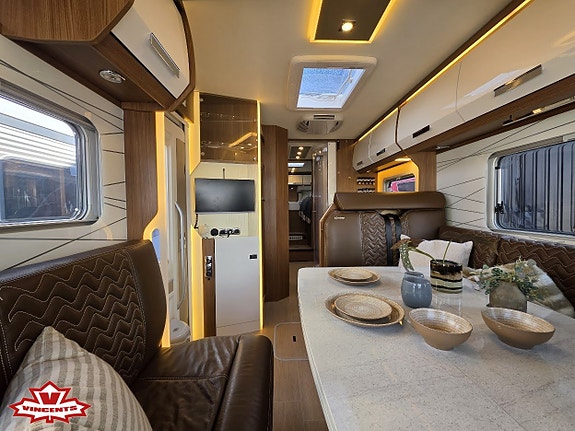 Bürstner I Elegance 910 *AC-bodel *Skinnklädsel *Ugn 2 of 30