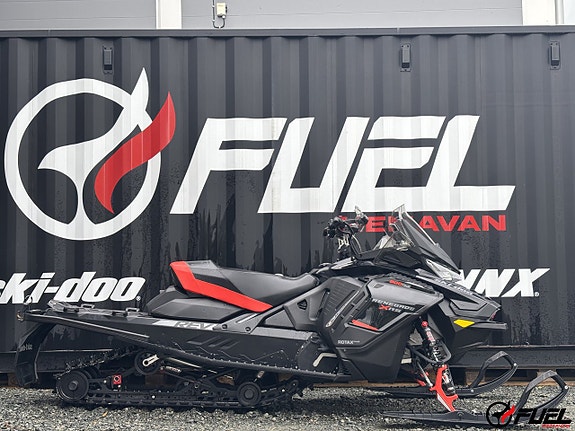 Ski-Doo Renegade 900 TURBO
