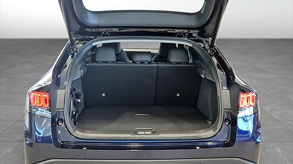 Nissan Leaf 12 of 12