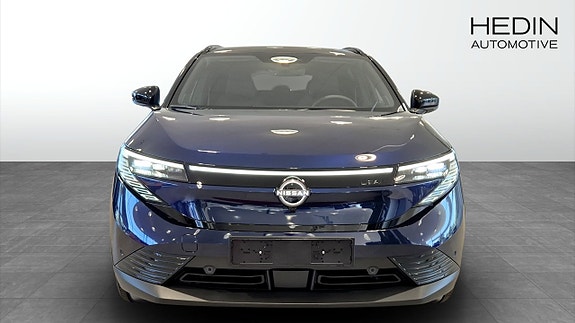Nissan Leaf 2 of 12