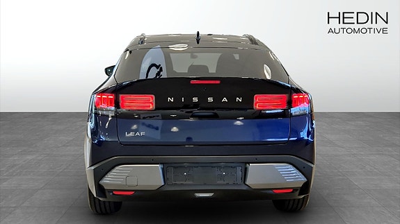 Nissan Leaf 5 of 12