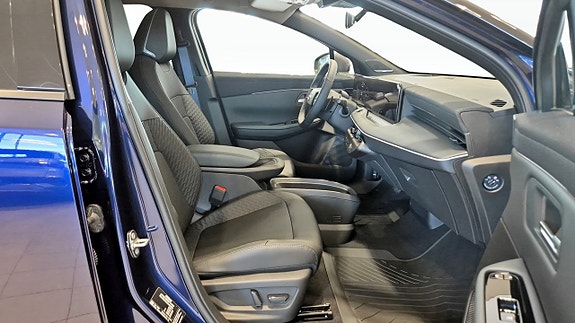 Nissan Leaf 11 of 12