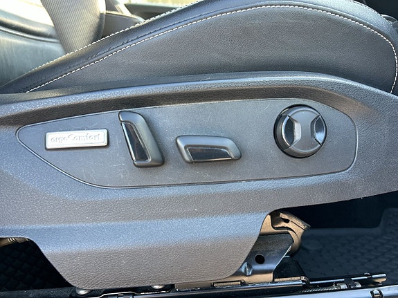 Volkswagen Amarok 17 of 27