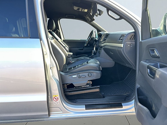Volkswagen Amarok 10 of 27