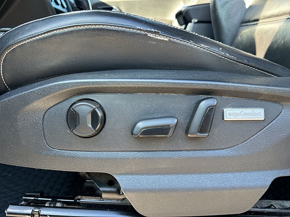 Volkswagen Amarok 20 of 27