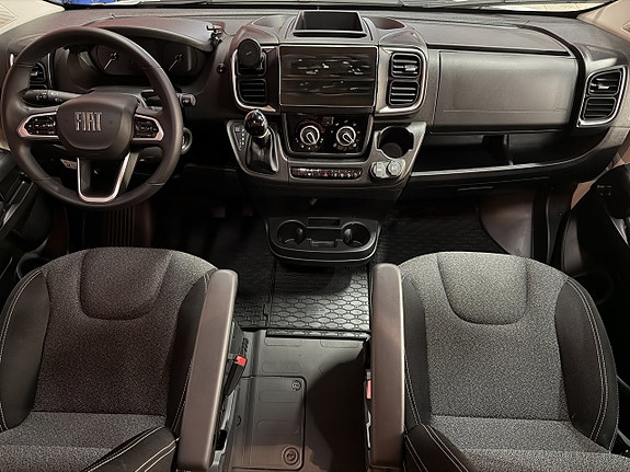 Capron Carado T338s Fiat Taksäng Solceller Truma B-Kam Carplay Optik 22 of 30