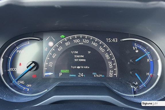 Toyota RAV4 23 of 25