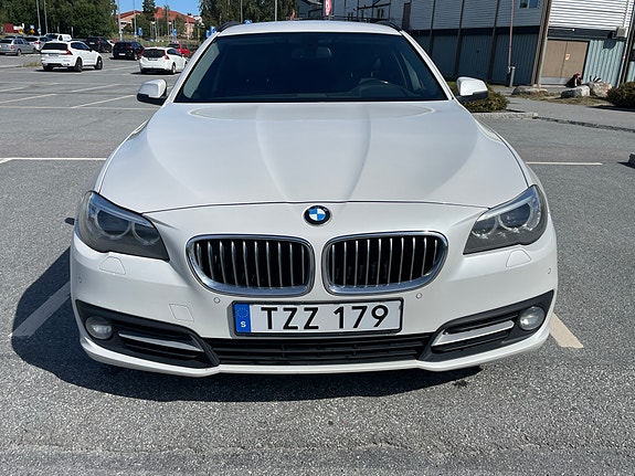 BMW 520d 4 of 15