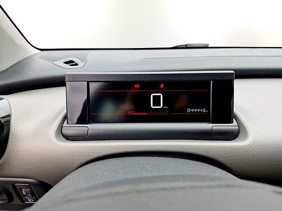 Citroen C4 Cactus 7 of 15
