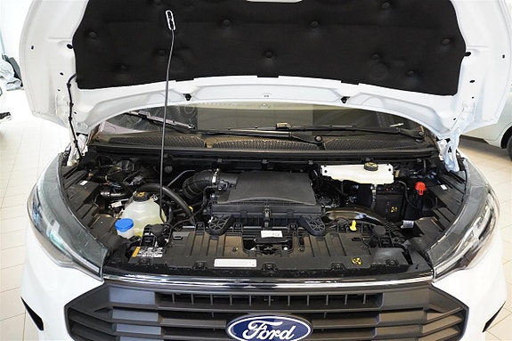 Ford Transit Custom 15 of 16
