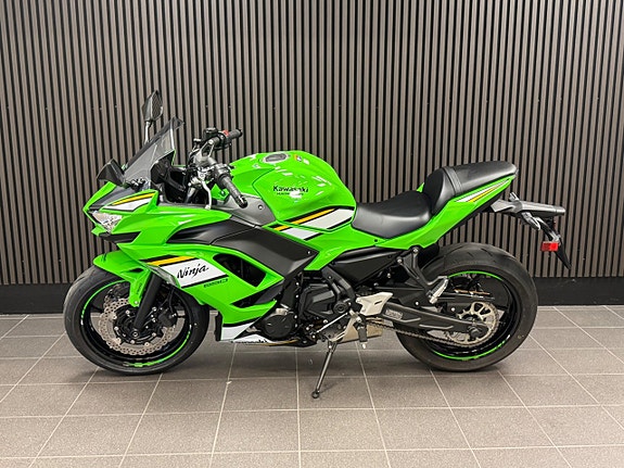 Kawasaki Ninja 650 A2 4 of 6