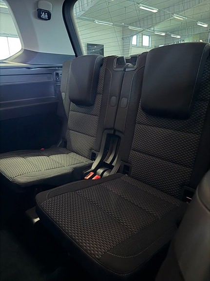 Volkswagen Touran 19 of 30