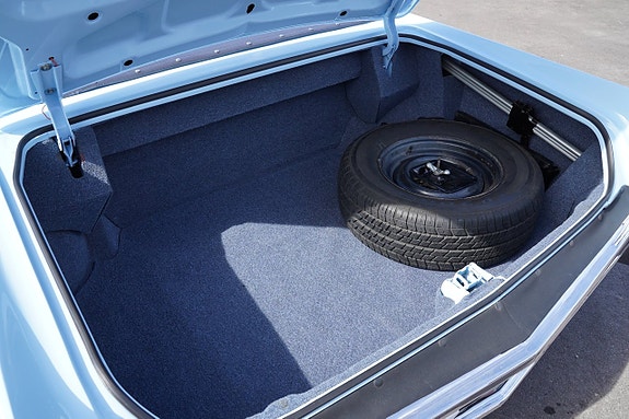Cadillac Deville 15 of 27
