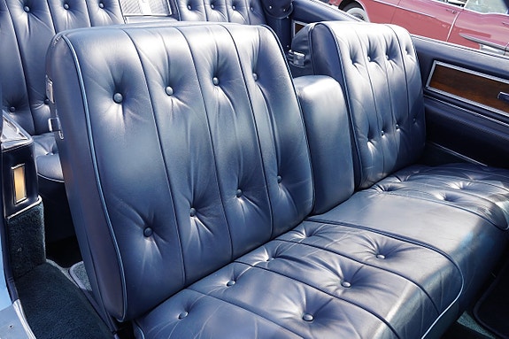 Cadillac Deville 17 of 27