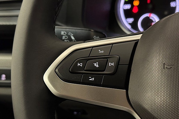 Volkswagen e-Transporter 14 of 26
