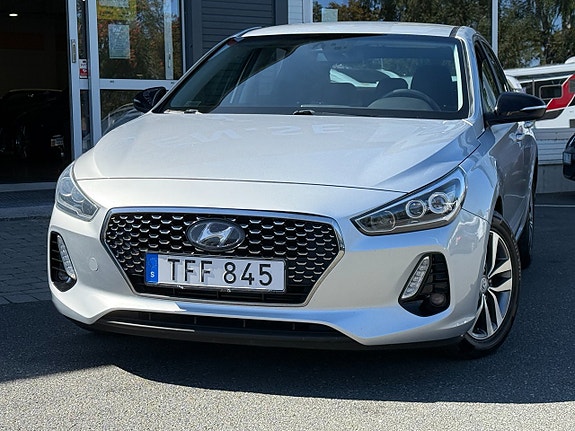 Hyundai i30 2 of 12