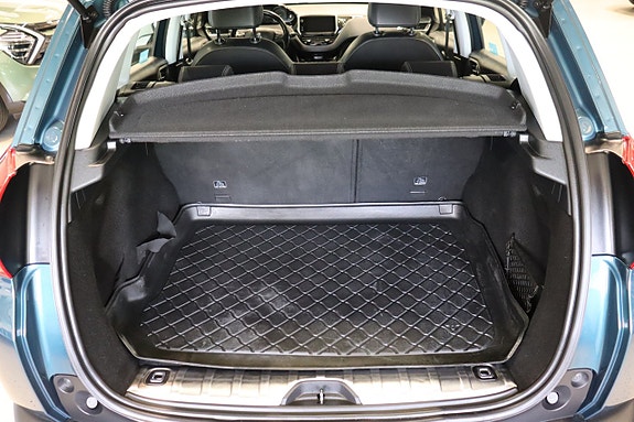 Peugeot 2008 6 of 21