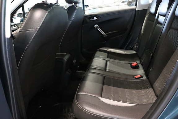 Peugeot 2008 10 of 21