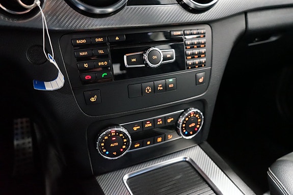Mercedes-Benz GLK220 16 of 18
