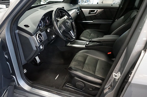 Mercedes-Benz GLK220 10 of 18