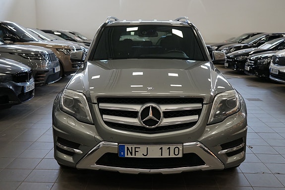Mercedes-Benz GLK220 3 of 18