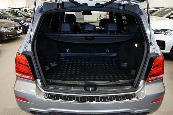 Mercedes-Benz GLK220 14 of 18