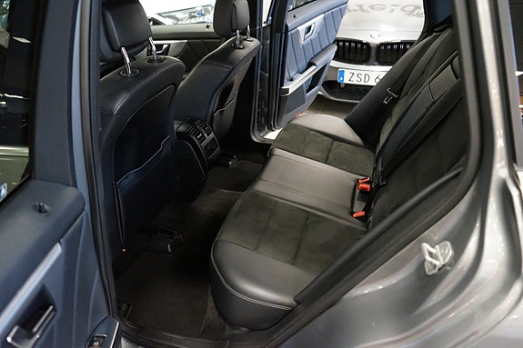 Mercedes-Benz GLK220 12 of 18