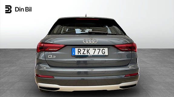 Audi Q3 5 of 14