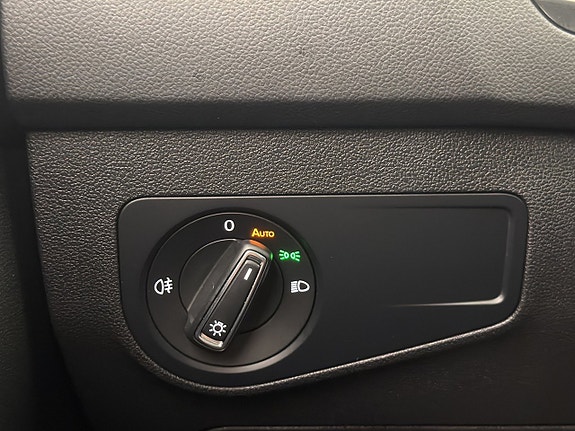 Volkswagen Tiguan 23 of 27