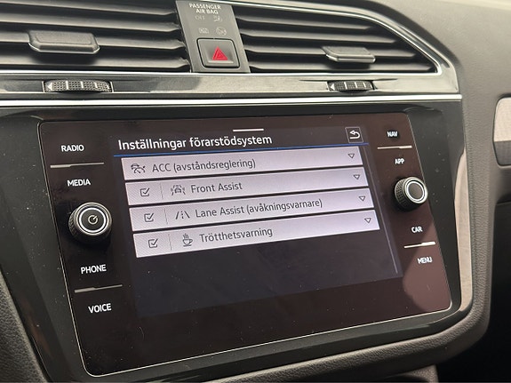 Volkswagen Tiguan 20 of 27