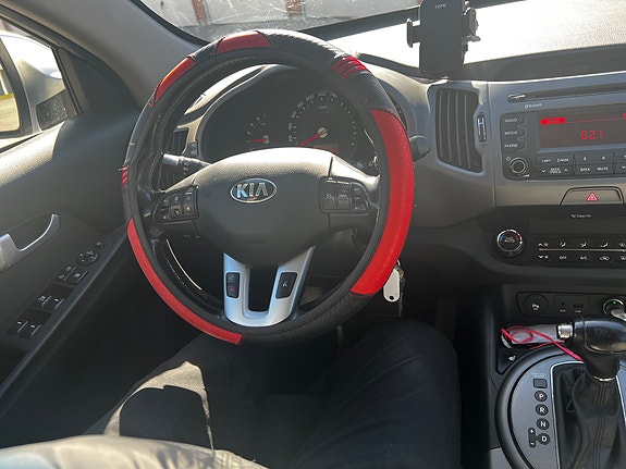Kia Sportage 3 of 5