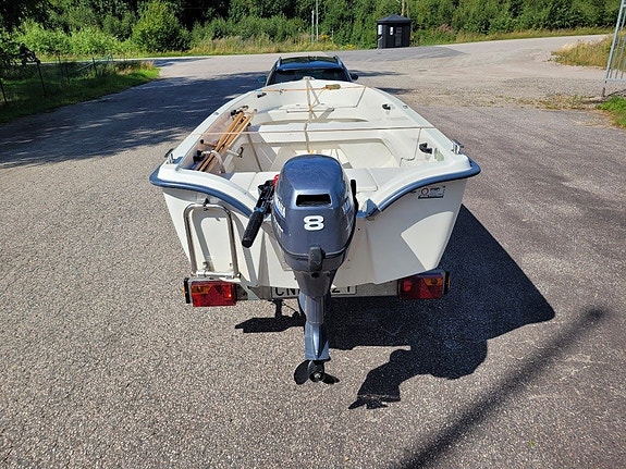 Motorbåt Ryds 425R med Yamaha F8C samt kärra 5 of 5