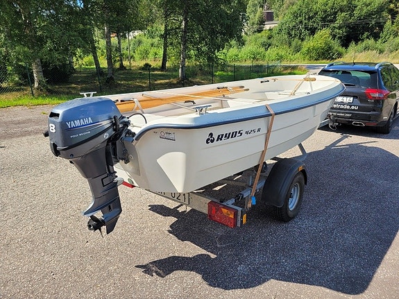 Motorbåt Ryds 425R med Yamaha F8C samt kärra 3 of 5