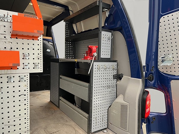 Volkswagen Transporter 16 of 30