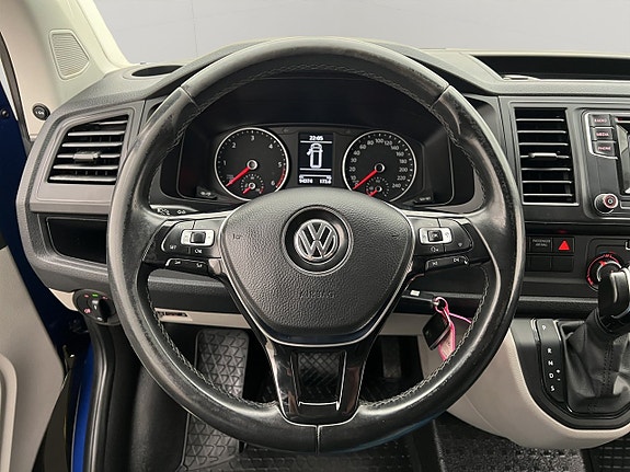 Volkswagen Transporter 23 of 30