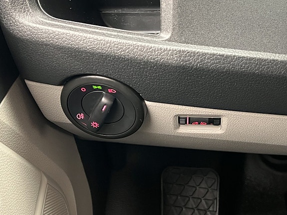 Volkswagen Transporter 19 of 30