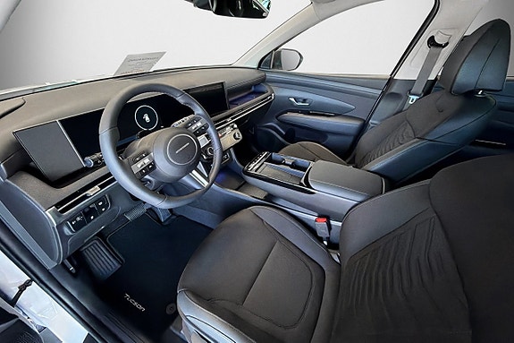 Hyundai Tucson 4 of 7