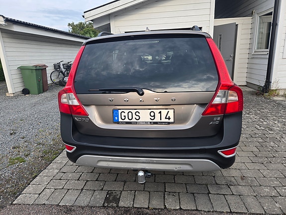 Volvo XC70 4 of 10