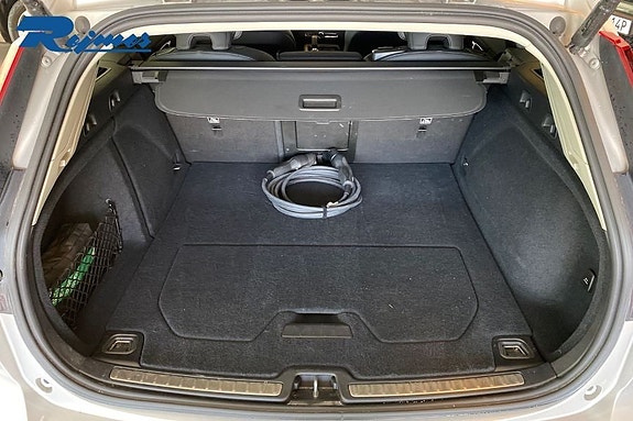 Volvo V60 14 of 19